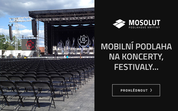 Mobilní podlaha na koncerty, festivaly i pro venkovní divadelní představení